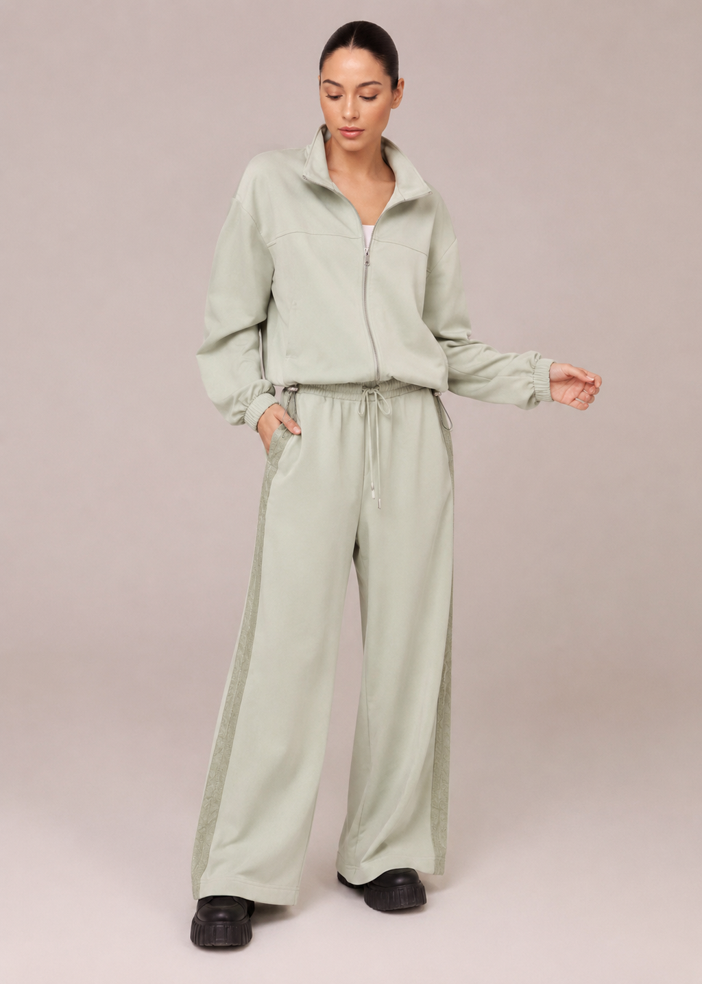 Set 2 Pièces – Veste Zippée et Pantalon Large avec Bandes Latérales