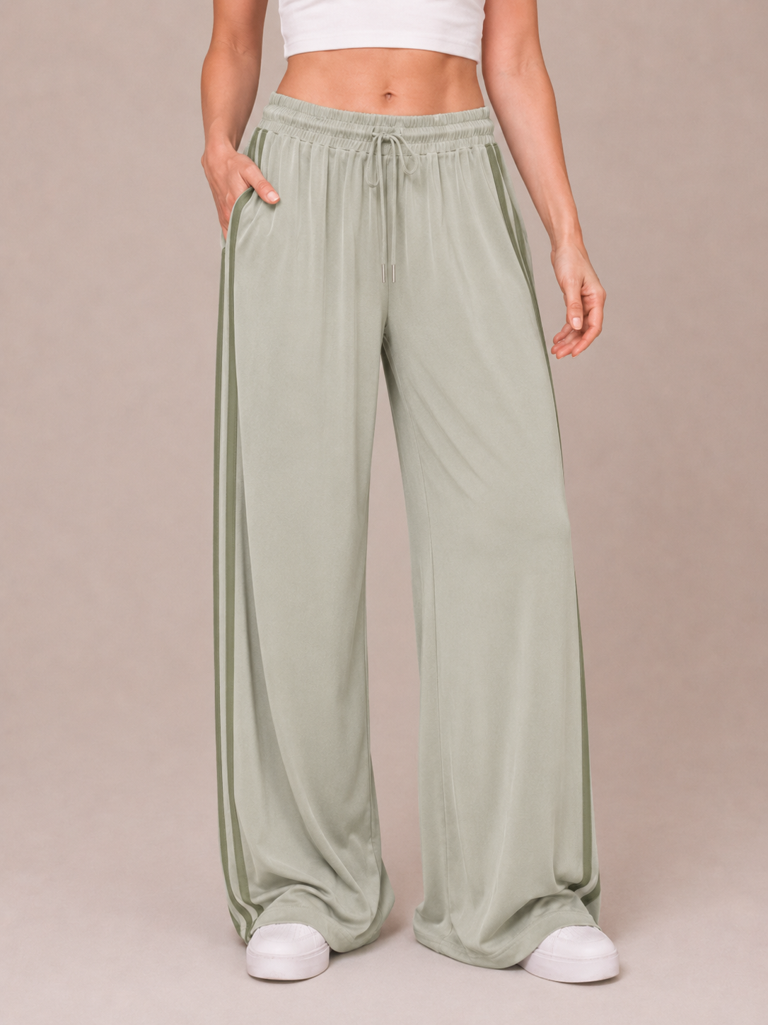 Pantalon Large Fluide avec Deux Bandes Latérales