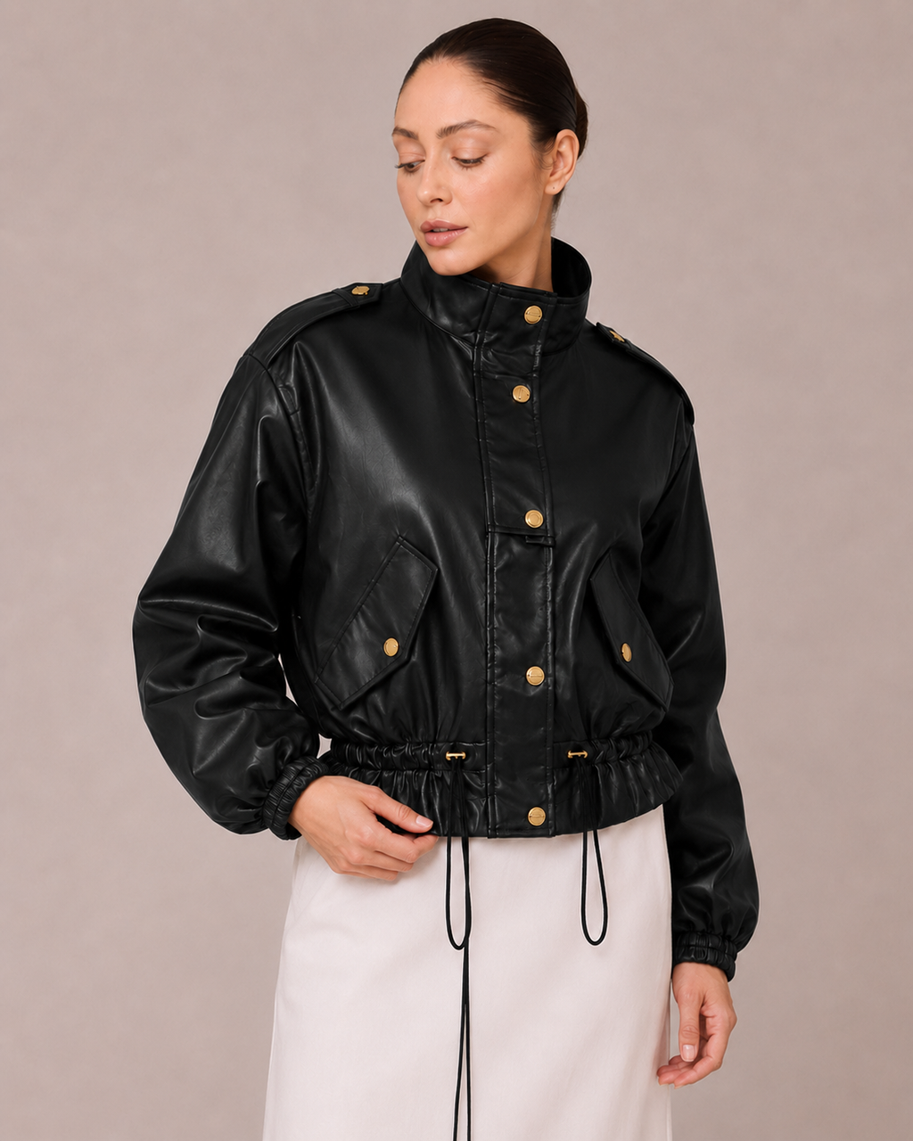 Veste Imperméable Courte – Col Montant et Taille Ajustable