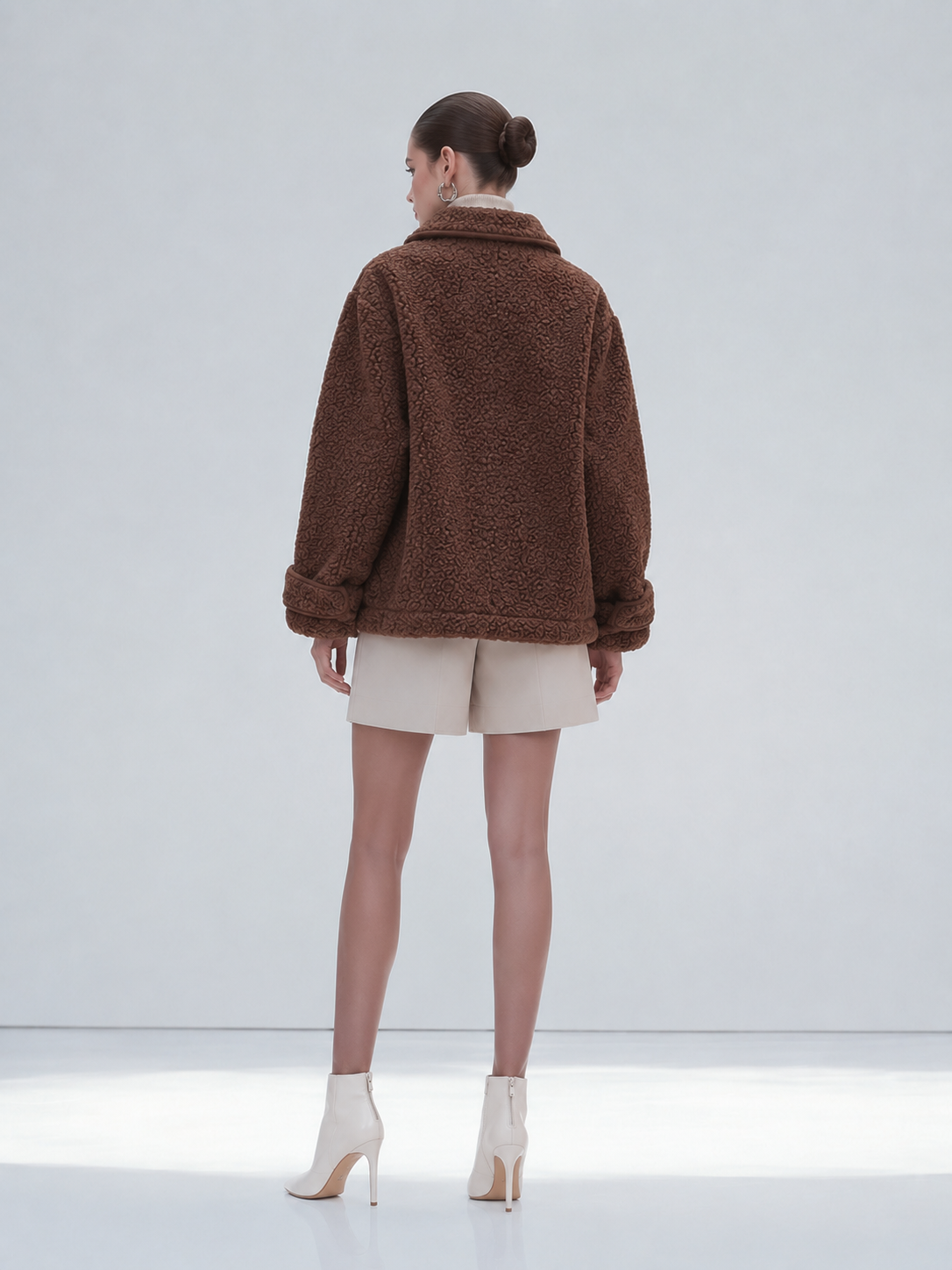 Veste Mouton Oversize – Boutonnée avec Grandes Poches